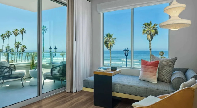 Номер Standard с красивым видом из окна Mission Pacific Beach Resort, part of JdV by Hyatt