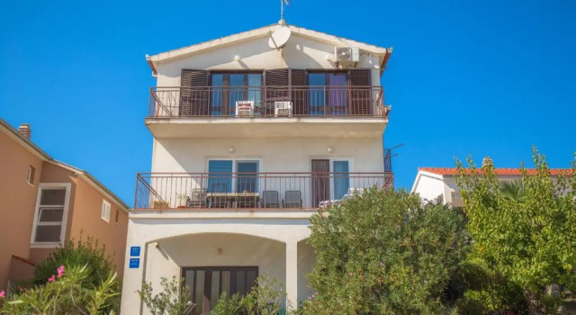 Apartmani Jadranka