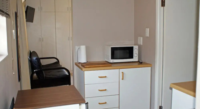 Overnight Accommodation, Reservar Hotel Howick Midlands Meander