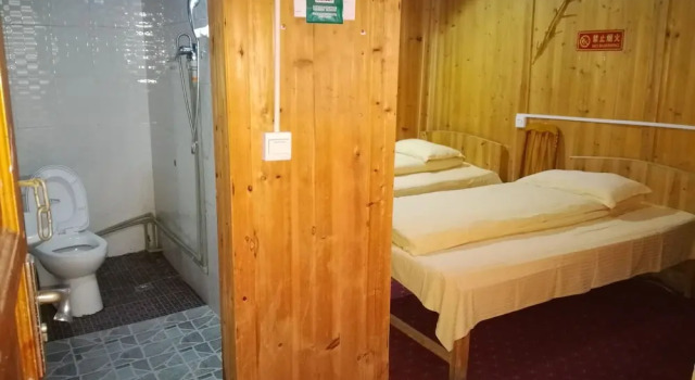 Spring Orchid Youth Hotel, Rezerwuj Hotel Kaili Guizhou