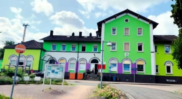 Pension Höhmann, Забронировать Гостевой дом Гостевые дома Кайзерслаутерн, Гостевой дом