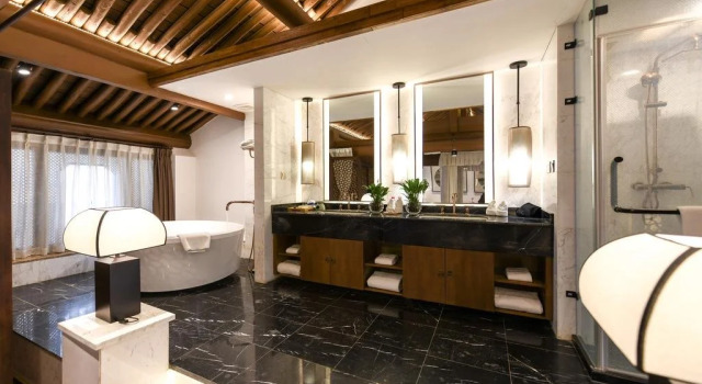 Water Hotel Pingyao