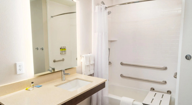 Двухместный люкс Staybridge Suites - Nashville - Franklin by IHG