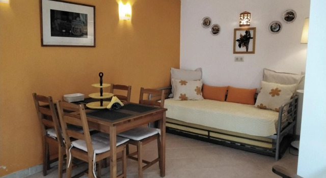 Manta Rota Beach, apartment in a villa, terrace,garden