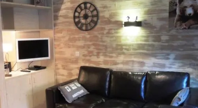 Two-Bedroom Apartment in Les Gets