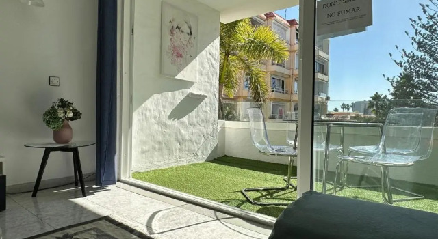 Апартаменты c 1 комнатой Sunny Apartment Tanife by Yumbo