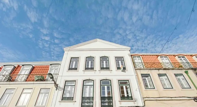 ALTIDO Elegant Graça Duplex, Забронировать Апартаменты/квартира Апартаменты Лиссабона, рядом с Железнодорожный вокзал Санта-Аполония, Апартаменты/квартира