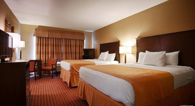 Quality Inn & Suites, Prenota Hotel Carthage Ozark