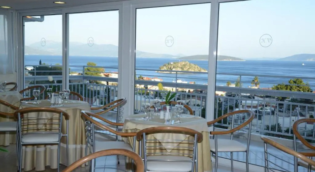 Студия Viaros Hotel Apartments