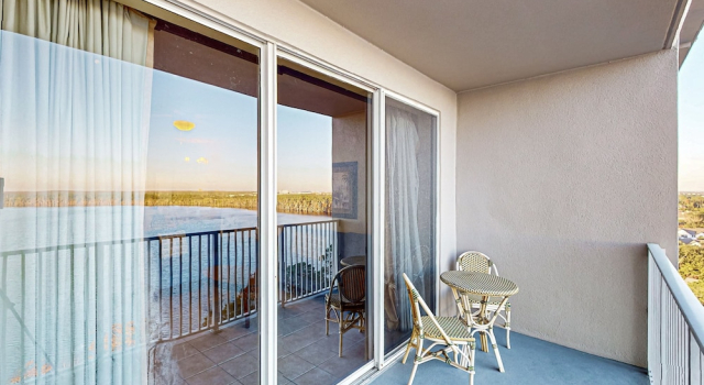Номер Standard с видом на бассейн Blue Heron Beach I
