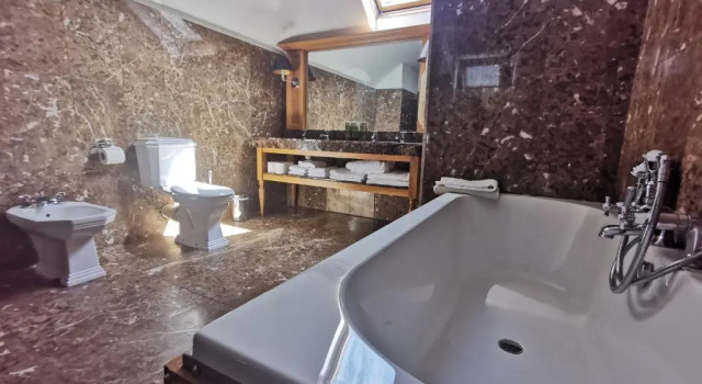 Четырёхместный номер Standard Дуплекс Langtons Hotel Kilkenny