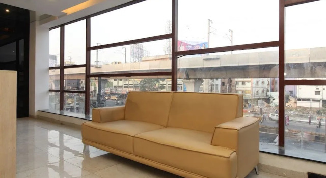 Oyo 35362 My Place S R Nagar, Rezerwuj Hotel Ameerpet 