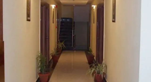 Hotel G3, Забронировать Отель Лакхнау штат Уттар-Прадеш, рядом с Вокзал Лакхнау