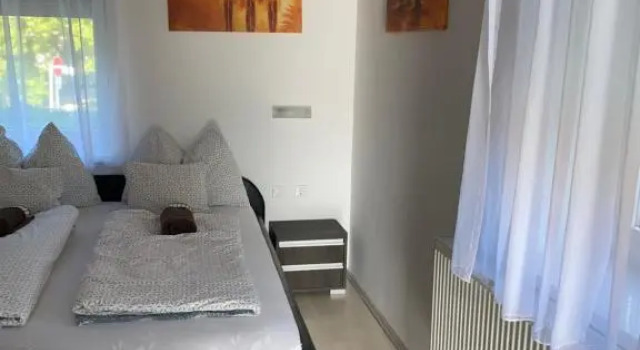 Апартаменты Varkerulet Apartman