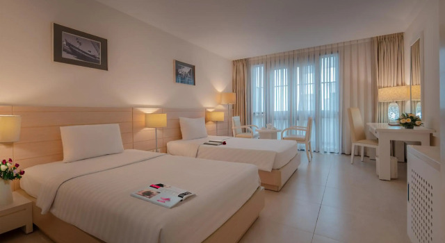 Nhi Phi Hotel