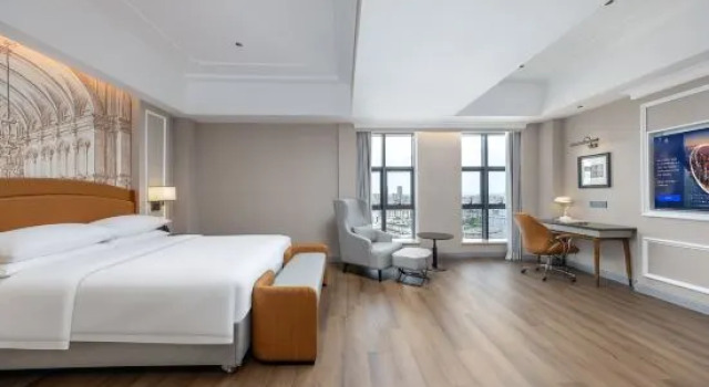 Люкс Vienna International Hotel ASEAN Avenue Dongxing