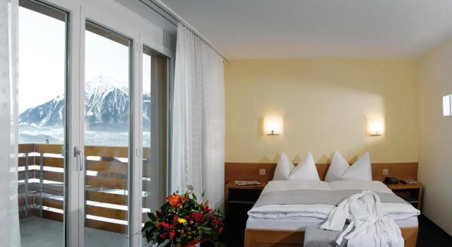 Двухместный номер Standard с видом на озеро Solbadhotel Sigriswil