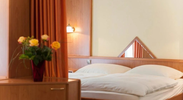Hotel Gondelfahrt, Rezervovat Hotel Hotely v Upper Lusatia se snídaní, Snídaně