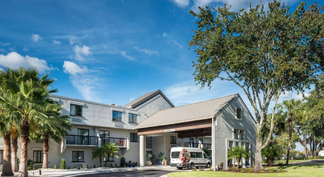Номер Standard DoubleTree by Hilton Gainesville