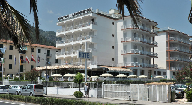 Pietra di Luna Hotel