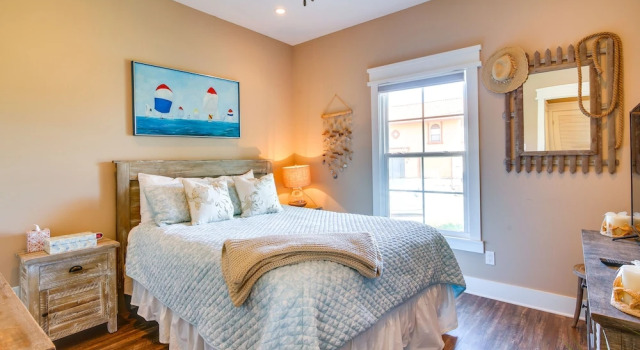 Коттедж с 3 комнатами Waterfront Port Isabel Home w/ Private Boat Dock!