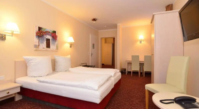 Трёхместный номер Standard Hotel Behrmann
