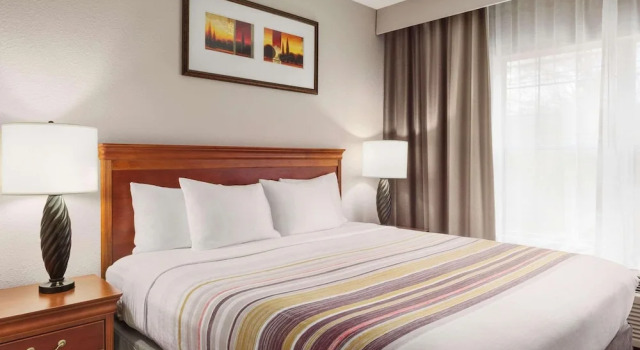Люкс c 1 комнатой Country Inn & Suites by Radisson, Lexington, KY