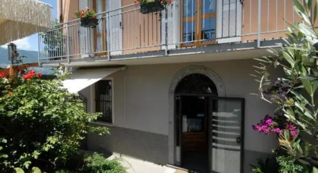 Locanda Dell'Era, Boek Hotel Dorio Comomeer
