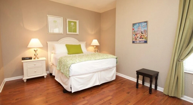 10-106 2 Bedroom Condo by RedAwning