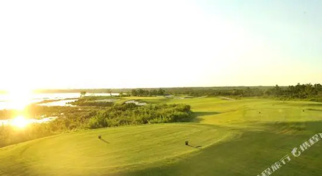 Yangpu Ancient Saltern Golf Resort Hotel, Reserva ahora Resort Xinzhou República Popular China