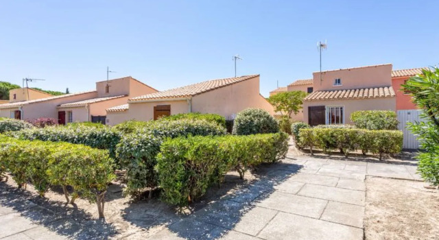 Les Leucatines 3, Book Hotel Hoteller i Corbières med parkering, Parkering