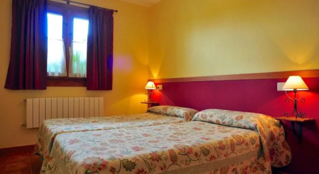 Apartamentos La Casona de Terienzu, Prenota Appartamento Hotel a Asturie con parcheggio, Parcheggio
