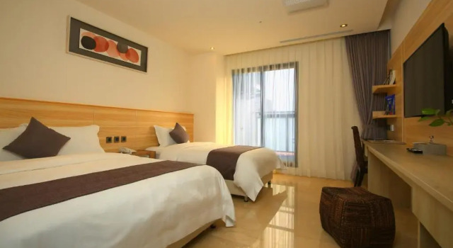 Двухместный номер Standard с балконом Darlon Hotel