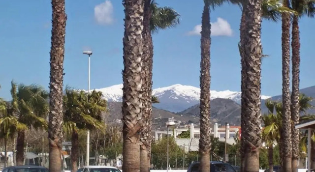 Апартаменты Alojamiento Apartamento Motril Playa Granada campo golf