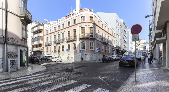 Downtown Typical by Homing, Забронировать Отель Мизерикорди Лиссабон, рядом с Money Museum