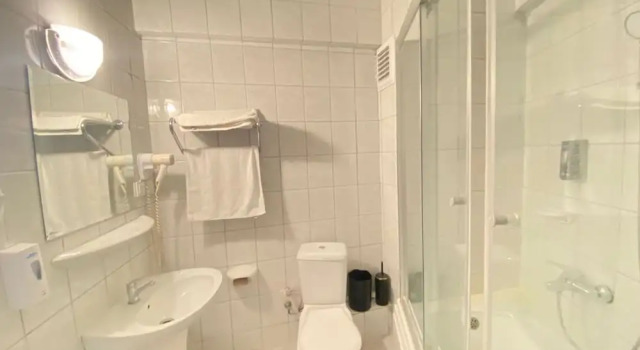 Standardowy pokój UK Hotels Kiriş