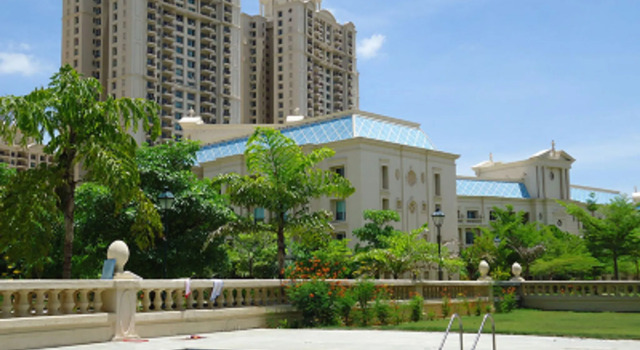 Oragadam Rooms, Varaa Hotelli Hotellit Tamil Nadu uima-altaalla, Uima-allas