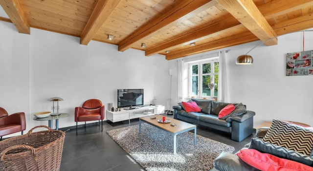 Villa mit Pool Skigebiete Kjh348, Забронировать Вилла Отели Краловеградецкий края с парковкой, Парковка