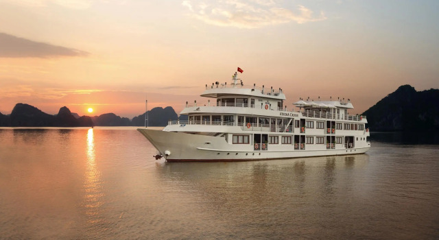 Двухместный номер Executive с балконом Halong Athena Cruise