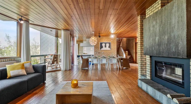 Коттедж Modernist Design House With Garden Near the Beach