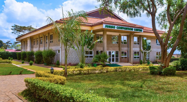 Люкс Sportsview Hotel Kasarani