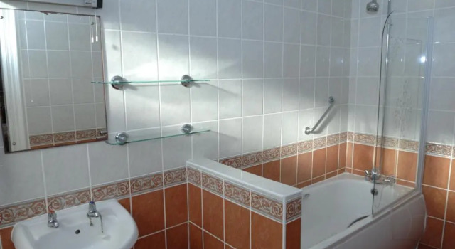 Номер Standard Queens Hotel