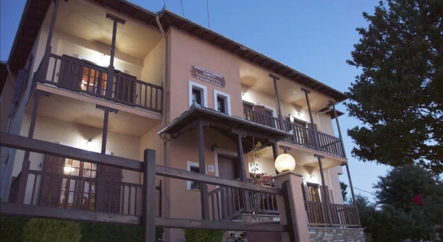Alkmini, Book Hotel Mouresi 
