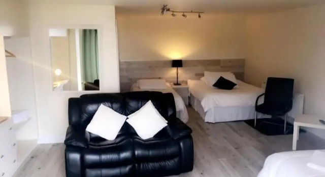 Wildwood Lodge, Book Feriehus Hoteller i Louth County med morgenmad, Morgenmad