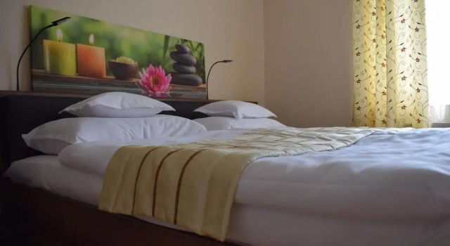 Люкс Orient Apartmanház