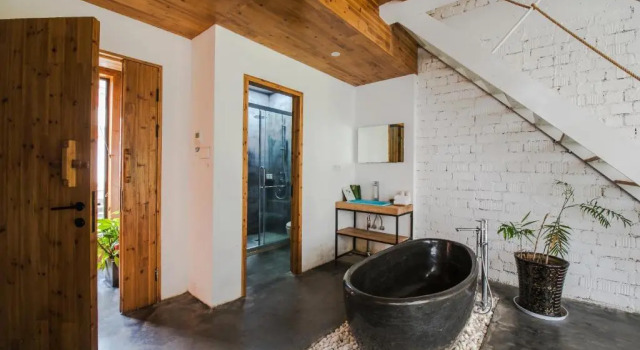 Suite Wastone