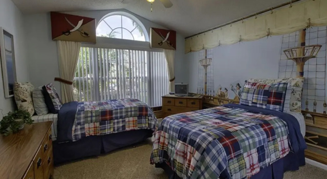 Stunning 3 bed Former Model Home With Private Upgraded Pool - 352