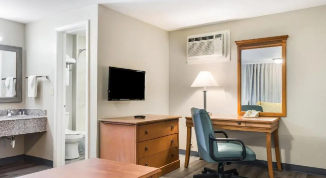 Четырёхместный номер Standard Americas Best Value Inn - Lebanon