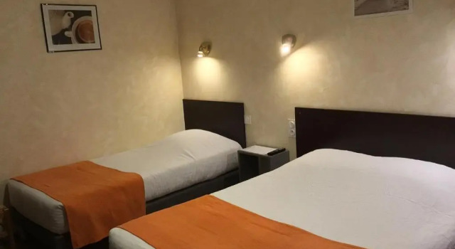 Трёхместный номер Standard с видом на город Hôtel Bellevue Bagnoles Normandie