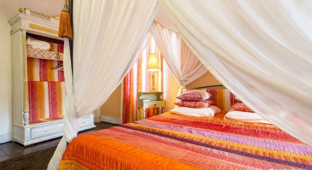 Chambres d'hôtes Le Clos des Mousquetaires, Book Hotel Hoteller i Bazet med pool, Swimmingpool